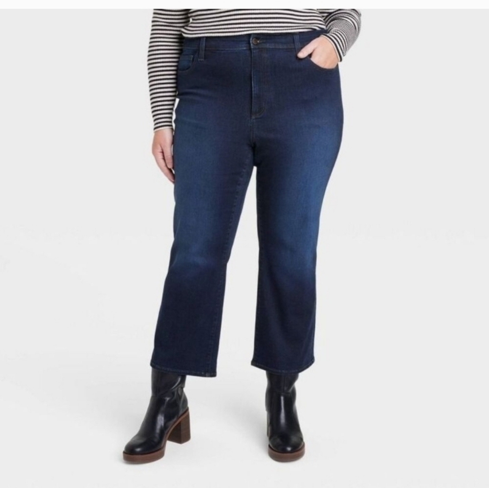 Universal Thread High-Rise Ankle Bootcut Women's Stretch Blue Inseam 28